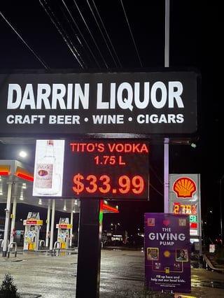 Darrin Liquor Store