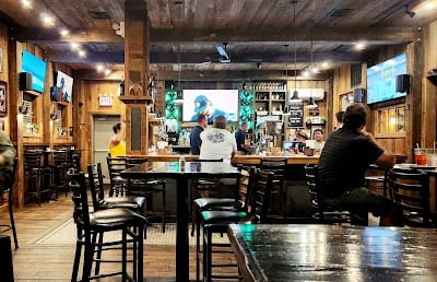 Harbor Light Pub
