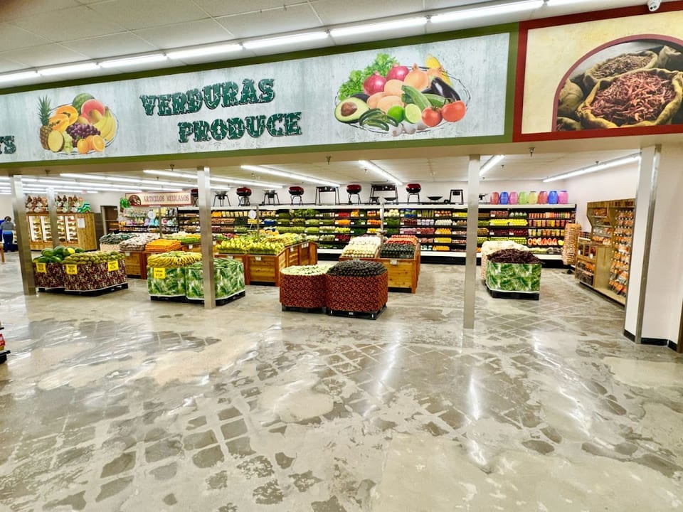 LA Michoacana Supermarket