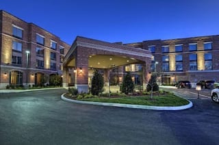 Hampton Inn & Suites