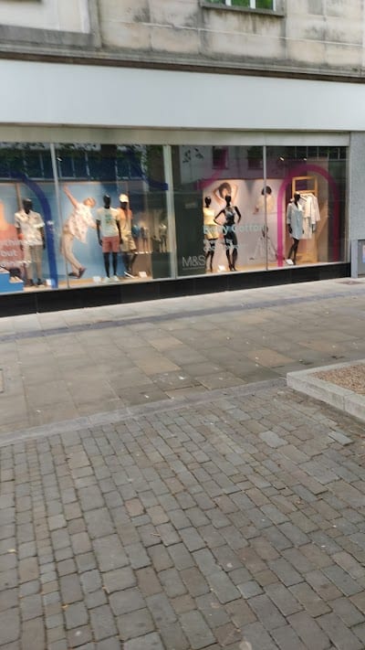 M&s