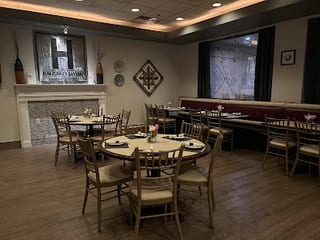 Hanger 21 Tavern