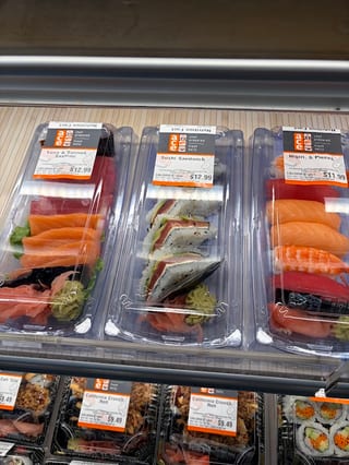 Makos Market & Pharmacy