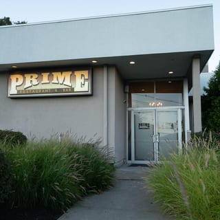 Primes 82 Restaurant & Bar