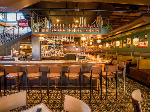 Cafe Benelux
