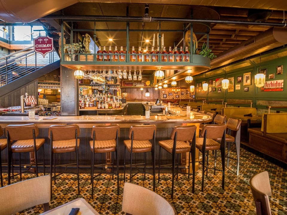 Cafe Benelux