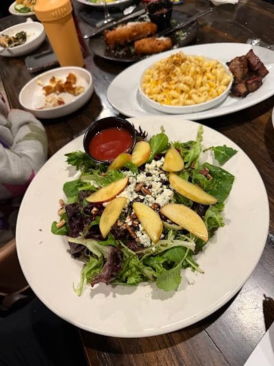 Davids Kitchen & Bar