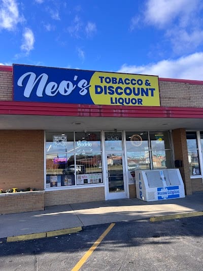 Neos Discount Tobacco+liquors 3