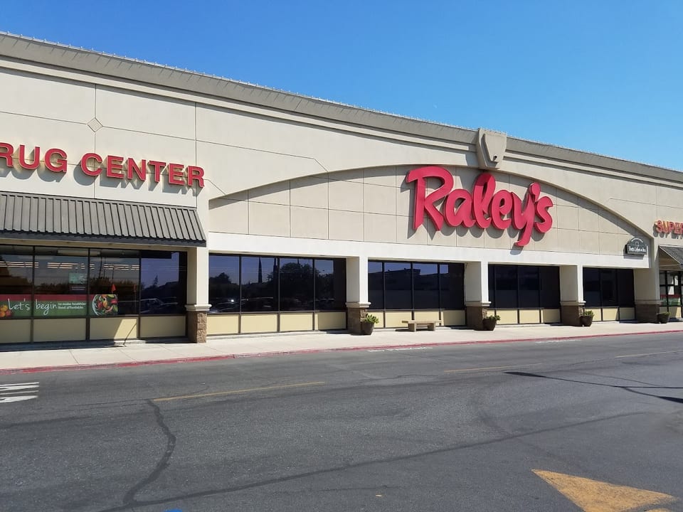 Raleys (Modesto - Tully Rd) - 002500308