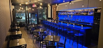 21 Roxbury Bar & Grill