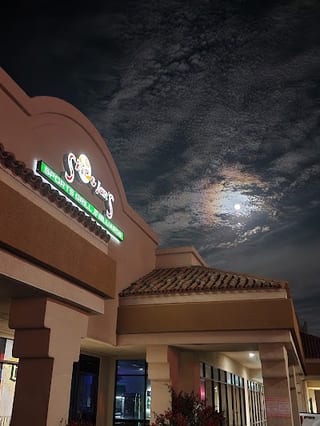 Natalie’s Pool Hall And Bar