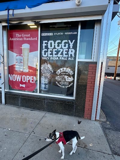 Snelling Fine Liquor