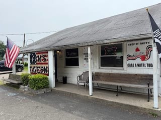 Toms Tavern