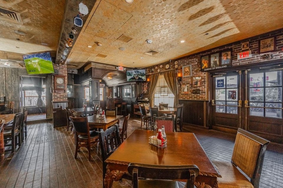 The Londoner Pub