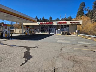 Mountain Liquor & Wine