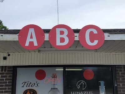 Om Mart Liquor