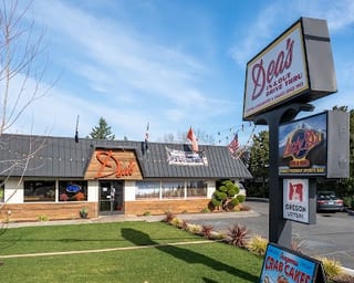 Deas In & Out