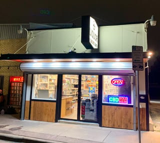 Everest Liquor - E 11th