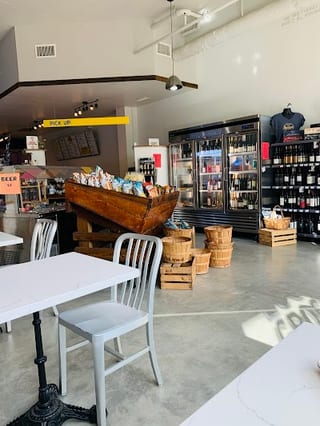Bennetts Market And Deli