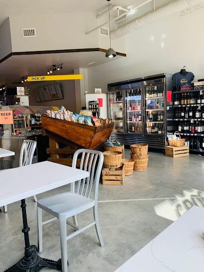 Bennetts Market And Deli
