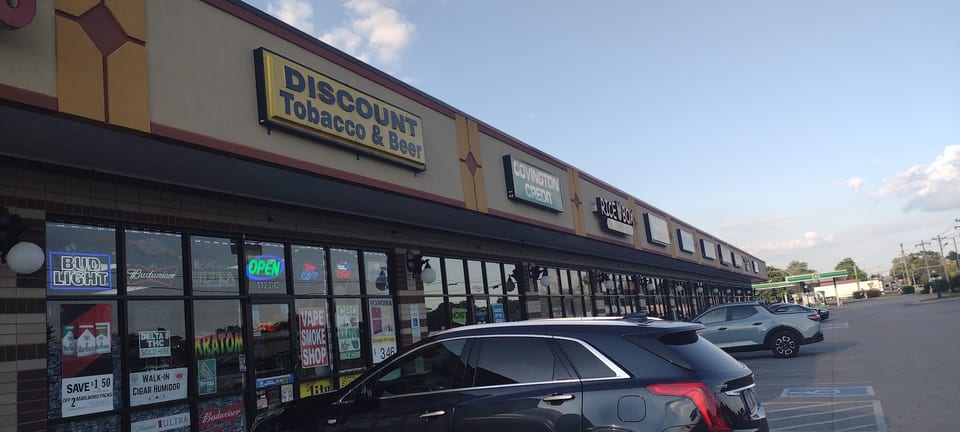 Castle Heights Wine & Spirits