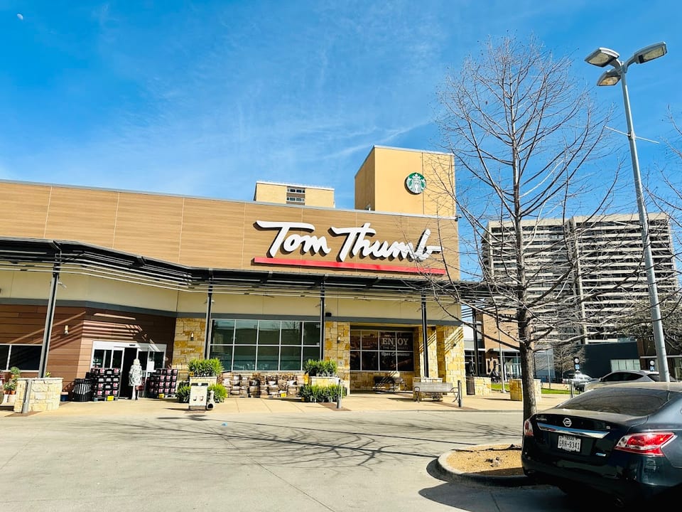 Tom Thumb Market