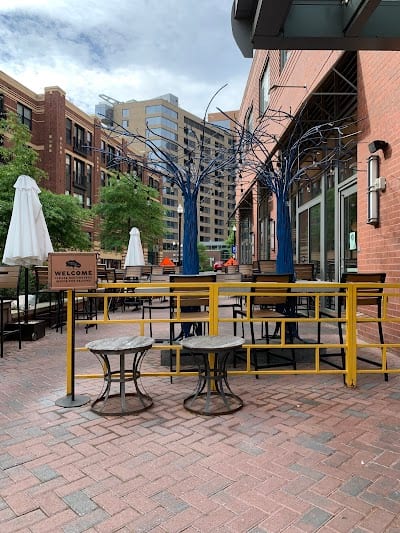 Tupelo Honey