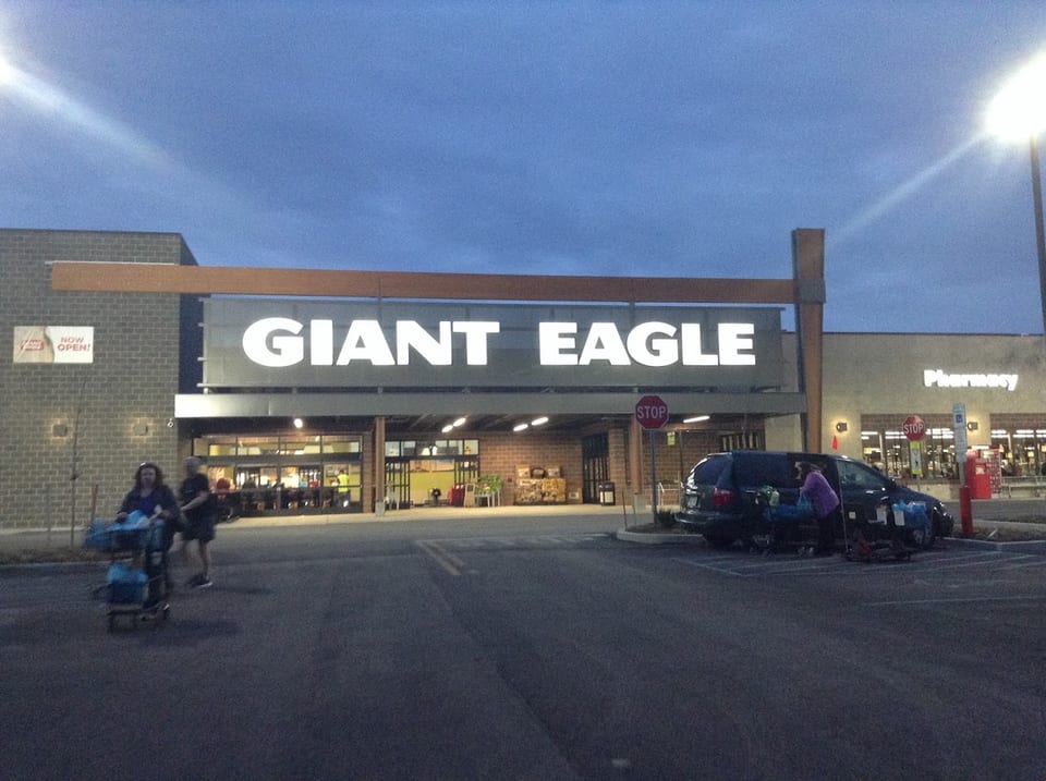 Giant Eagle Cafe