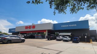 H E B Food Store