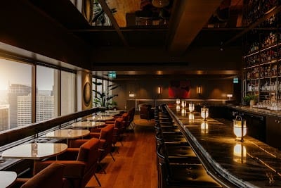 Major Tom Bar
