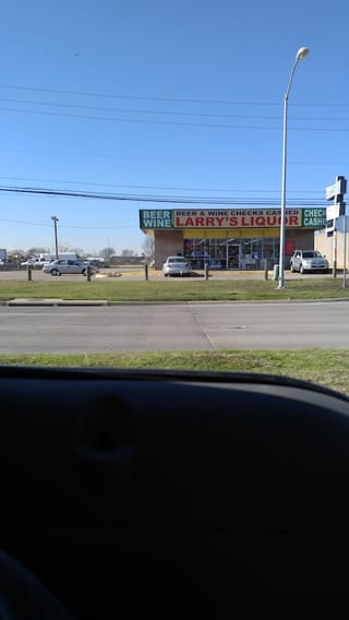 Larry's Discount Liquor