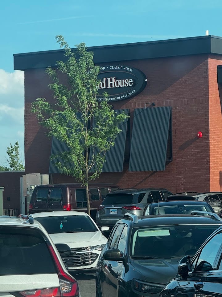 Yard House