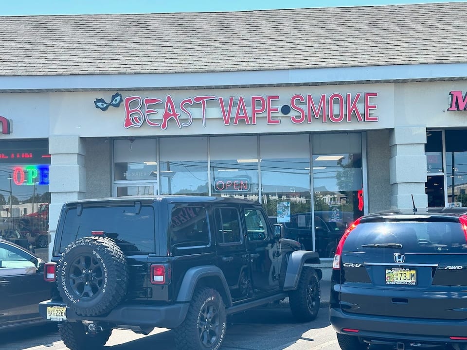 Beast Vape and Smoke