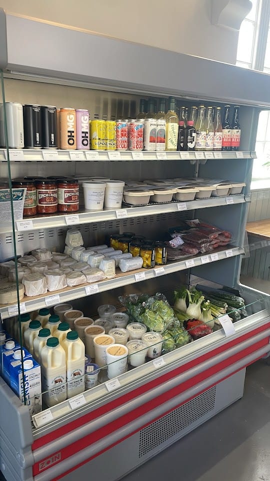 Mcqueen's Deli & Bakery