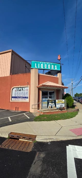 Parkway Liquor