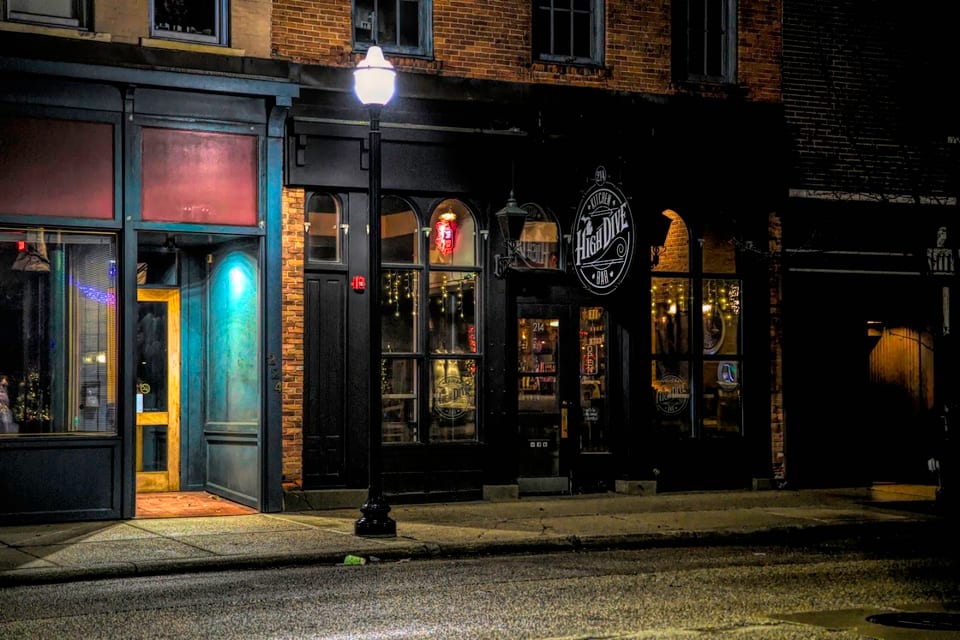High Dive Kitchen & Bar