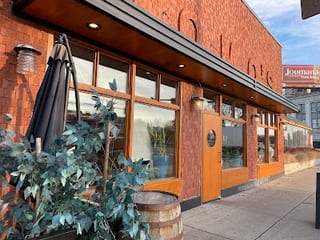 Comos Restaurant