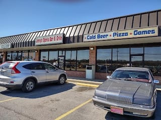 Side Tracked Bar & Grill