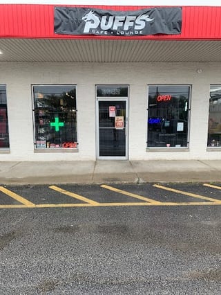 Puff's On Belmont