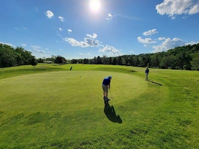 Guyan Golf & Country Club