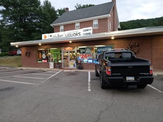 Jolly Roger Discount Liquors