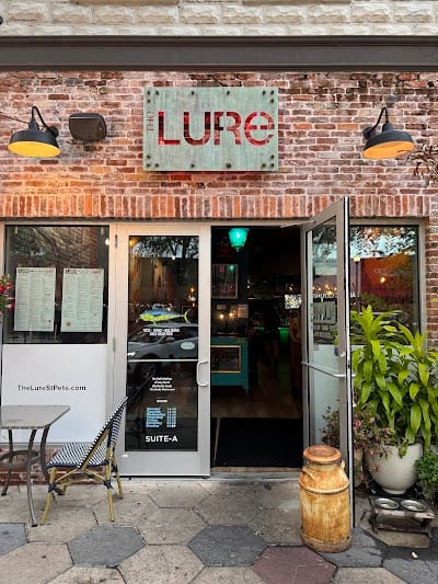 The Lure #07737