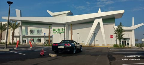 Publix Super Market
