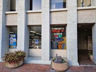 Bunker Hill Market