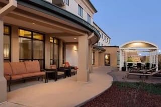 Courtyard By Marriott
