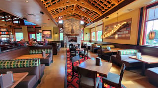 Lazy Dog Restaurant & Bar - Highlands Ranch