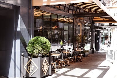 Hotel Theodore