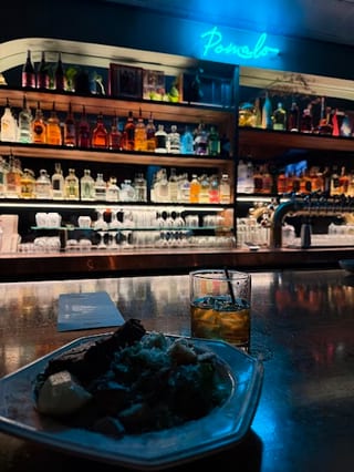 Pomalo Bar