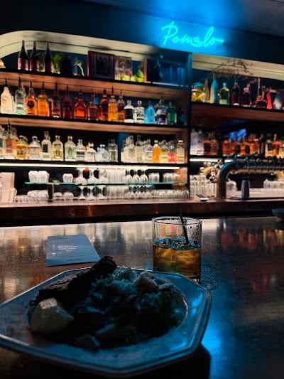 Pomalo Bar