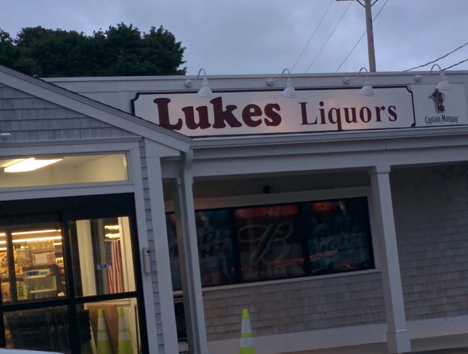Luke’s Liquors Plymouth